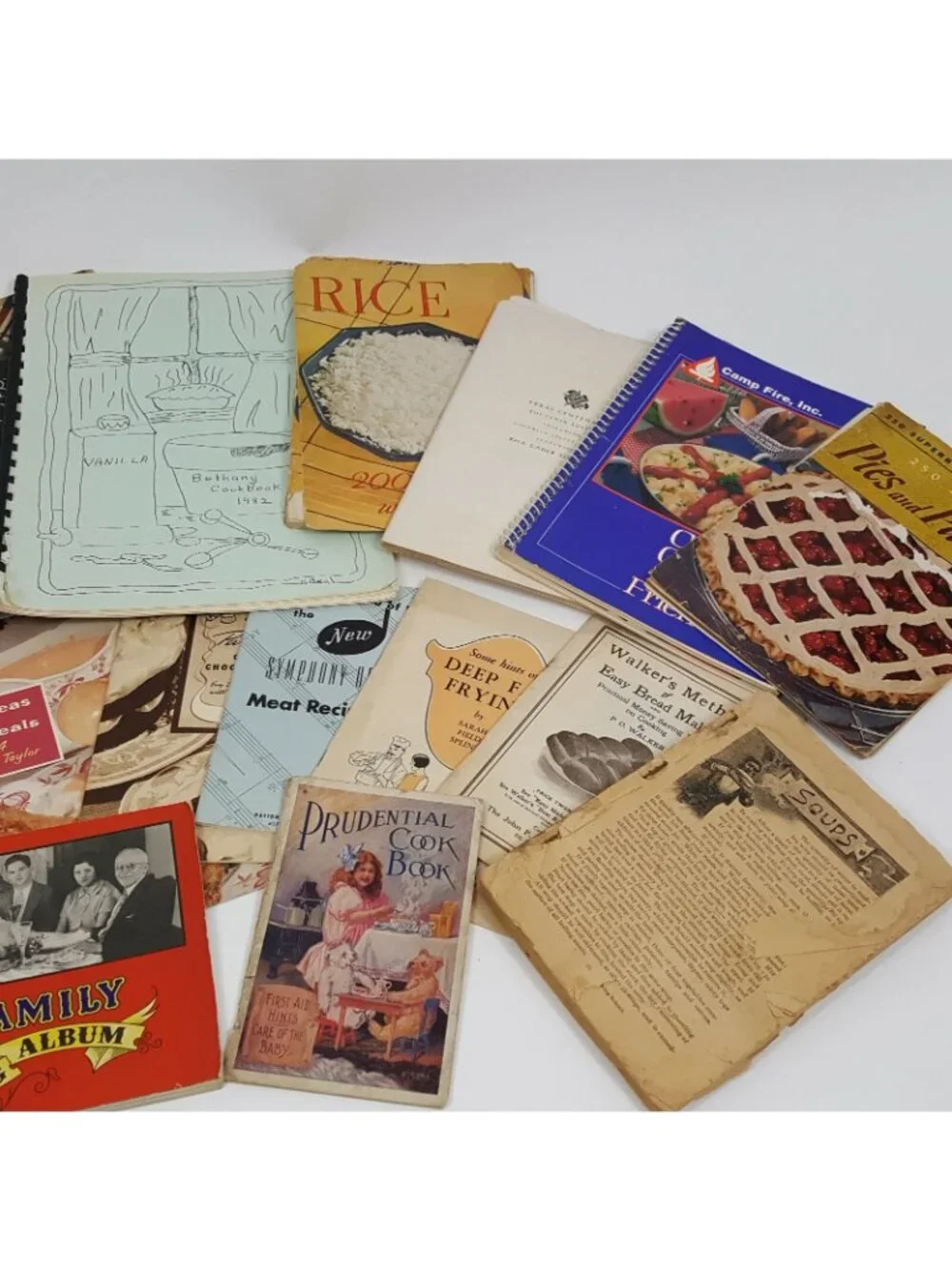 Lot of 19 Vintage Recipes Cookbooks Organization Fundraiser 1950's 1960's Baking